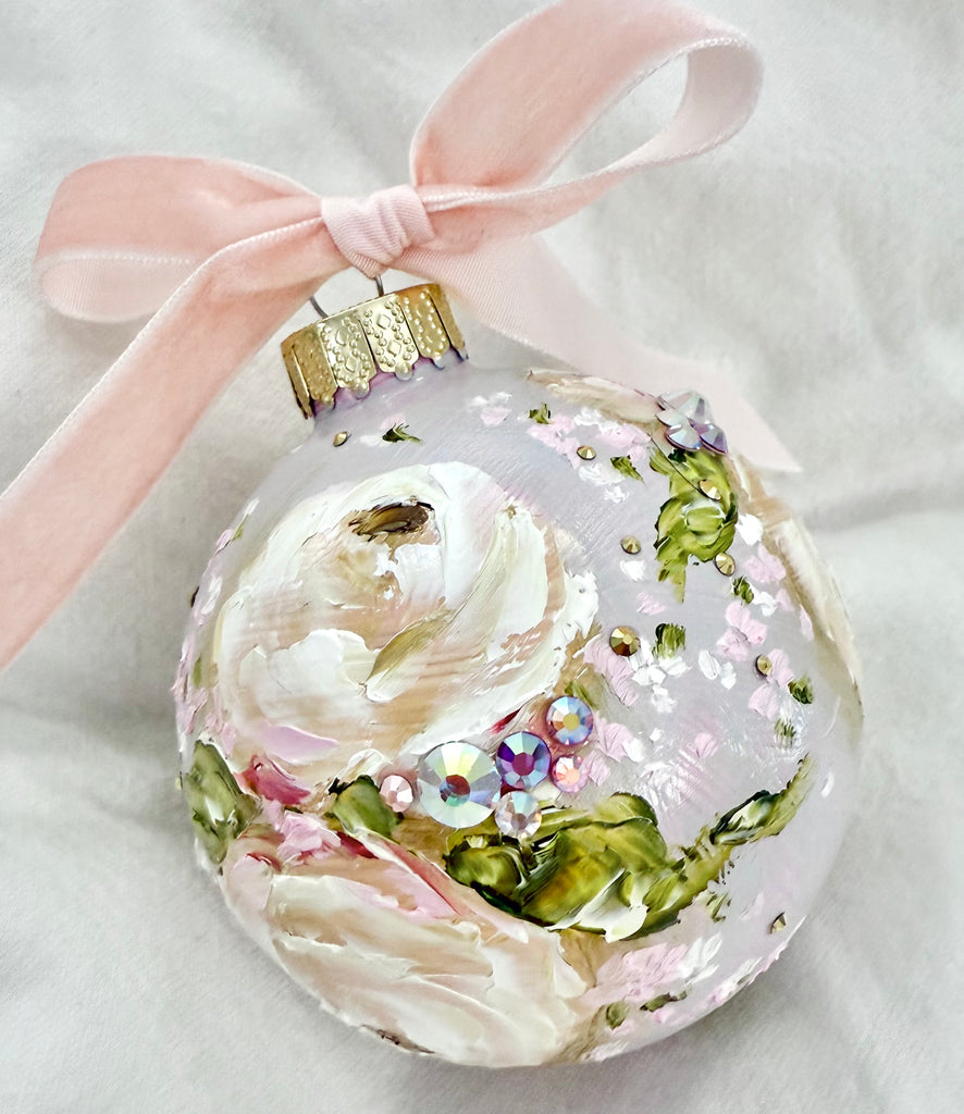 Lavender with Ivory Roses (30)