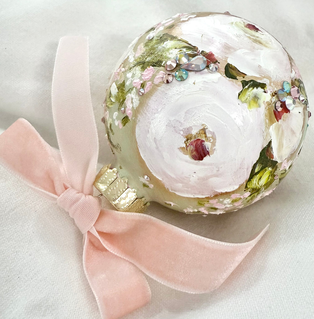 Pale Sage with White Roses (32)