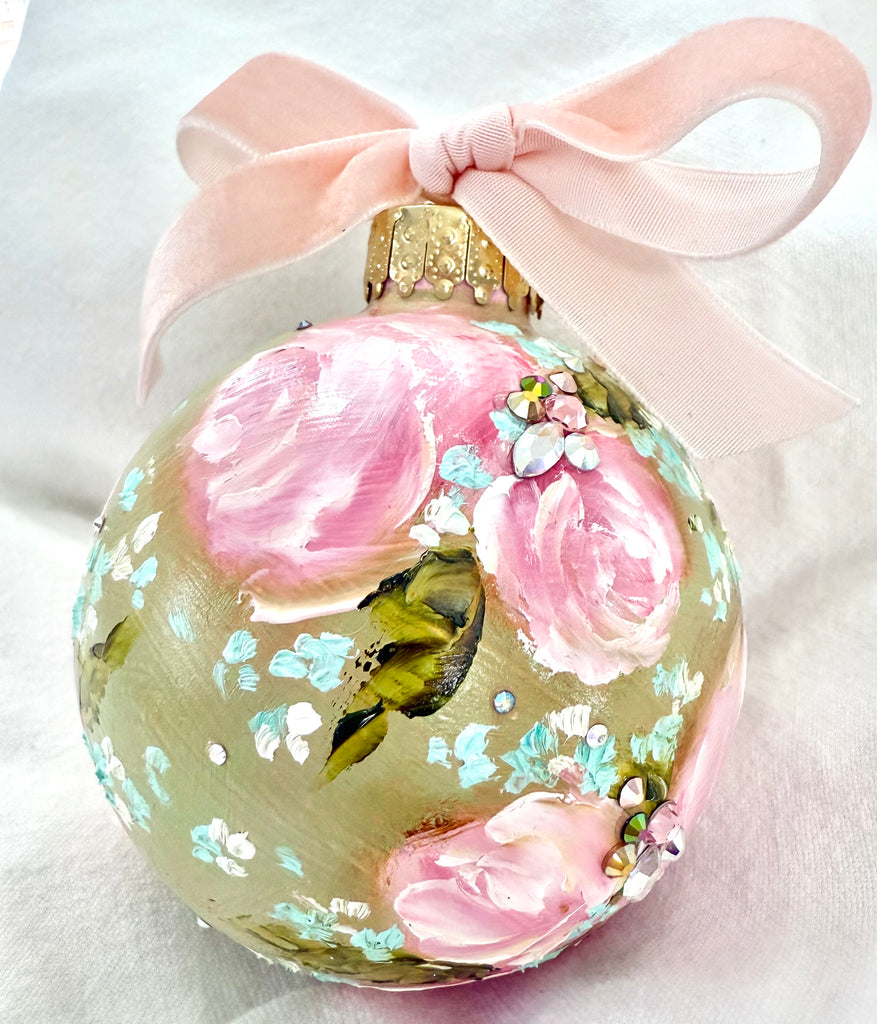 Pale Green with Pink Roses (15)