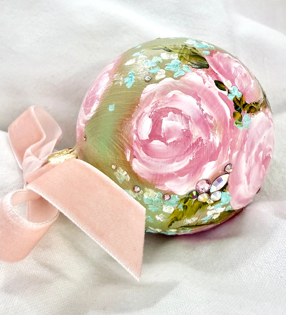 Pale Green with Pink Roses (15)