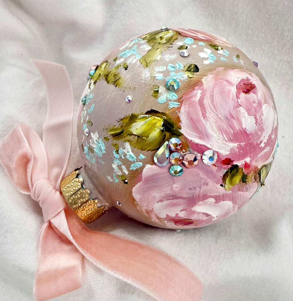 Taupe wiht Pink Roses  (J)