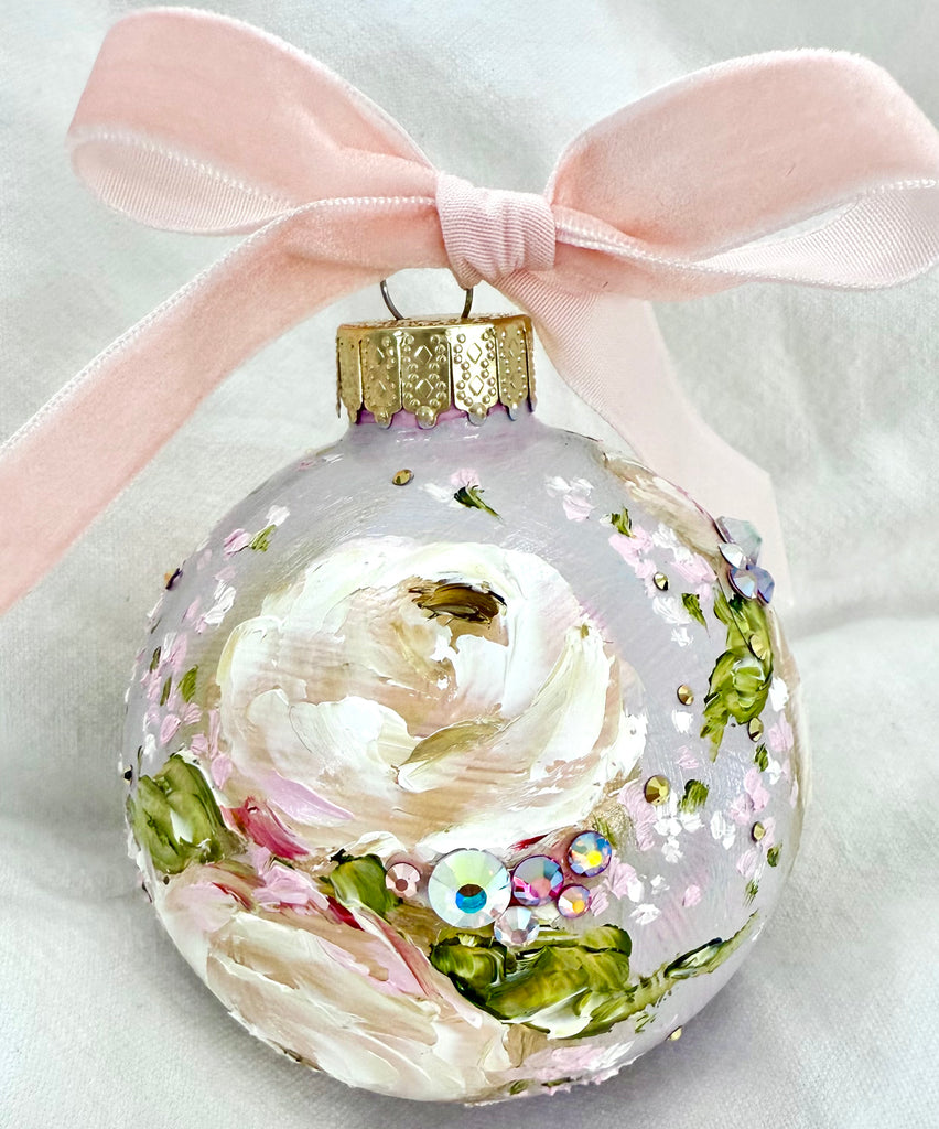 Lavender with Ivory Roses (30)