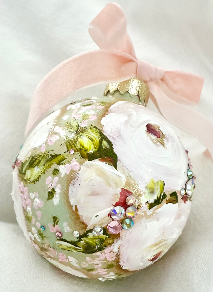 Pale Sage with White Roses (32)