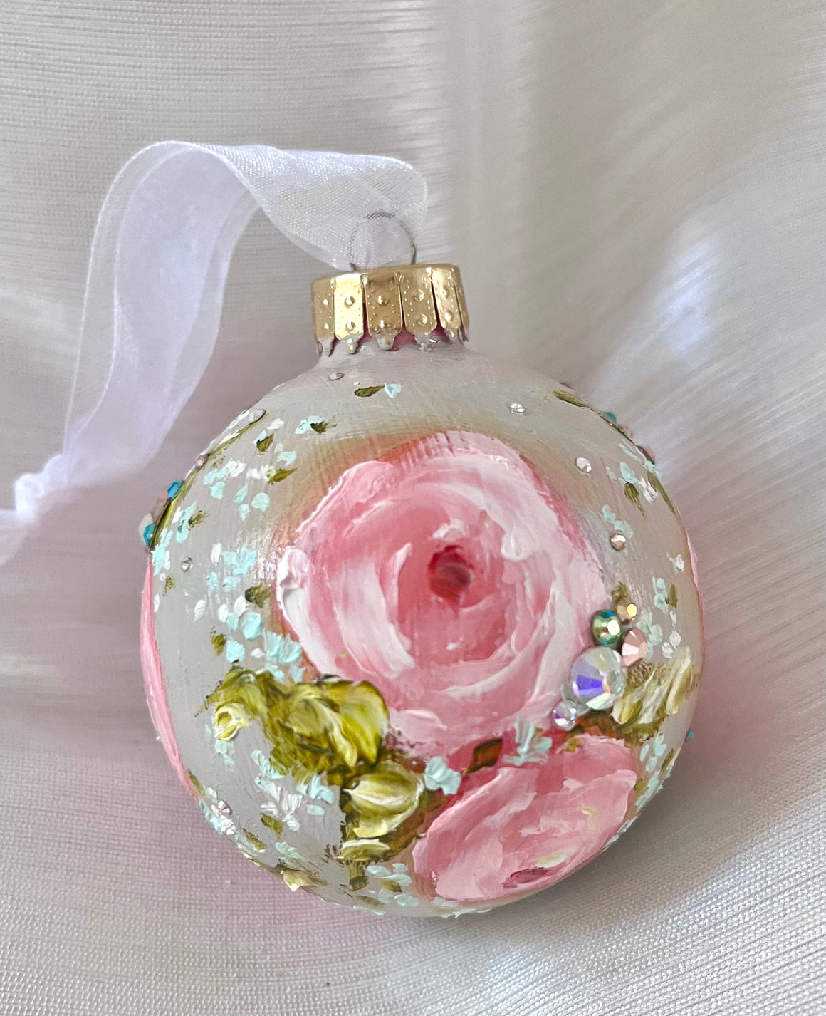 Gray with Pink Roses #20 Ornament 3"